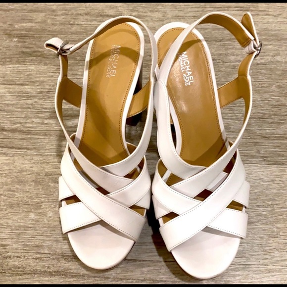 Michael Kors white heels and perfect condition - Picture 2 of 11
